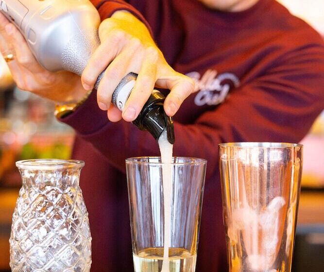 هتل Mercure Nice Centre Notre Dame