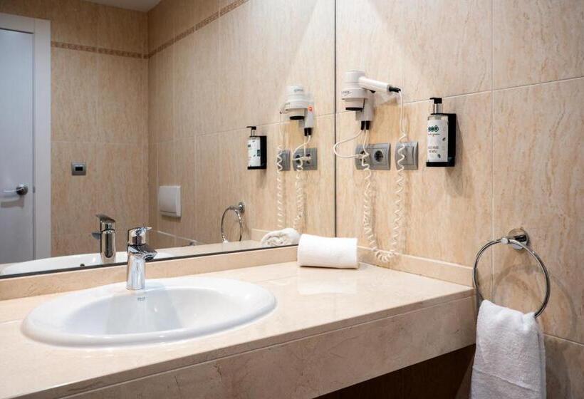 هتل Ponient Piramide Salou