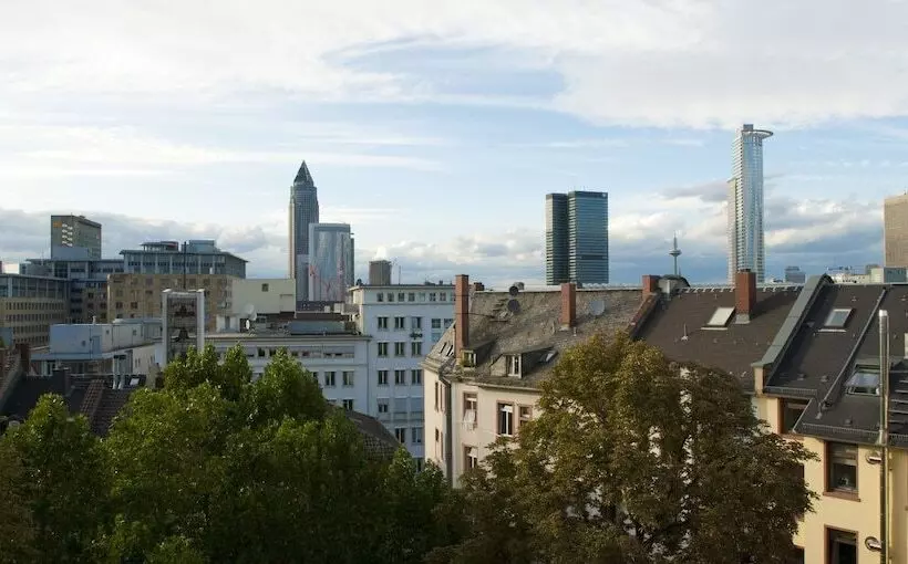 酒店 Plaza Frankfurt