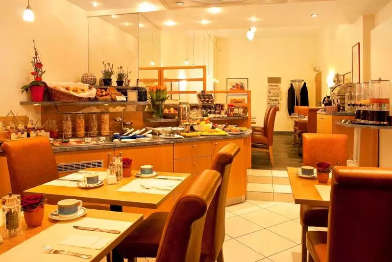 酒店 Plaza Frankfurt