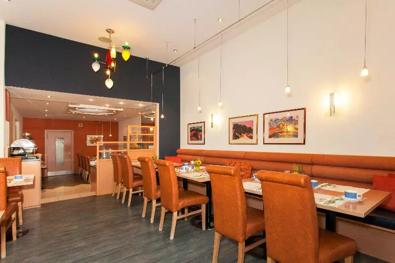 酒店 Plaza Frankfurt