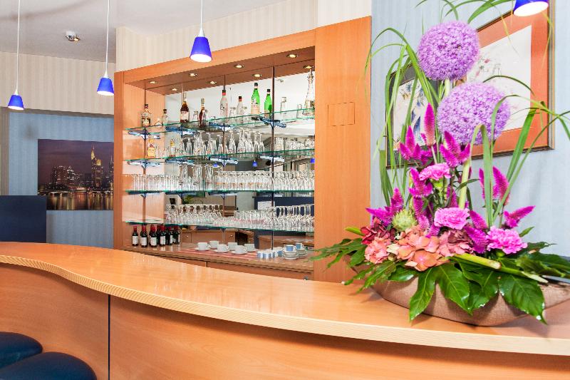 בית מלון כפרי Plaza Frankfurt