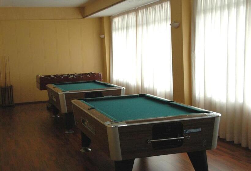 هتل Santa Monica Playa