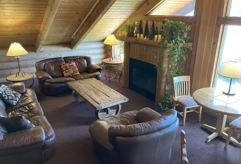 Отель The Boulder Creek Lodge