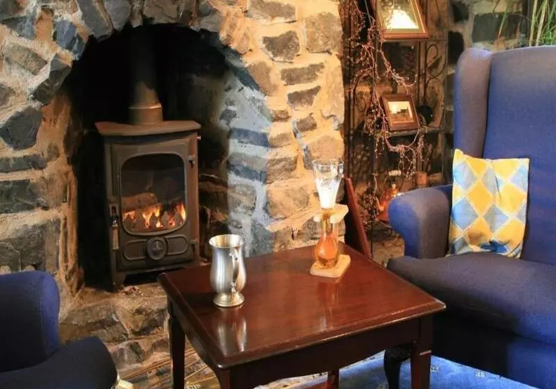 Отель The Inn At Lathones