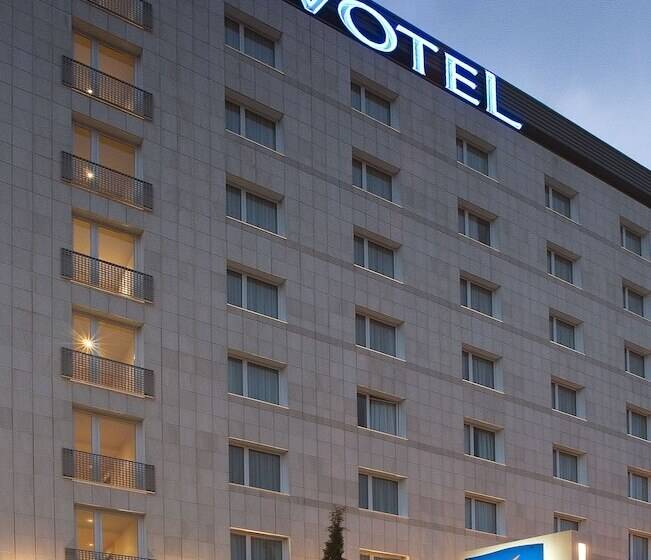 Hotel Ibis Styles Barcelona Sant Joan Despi