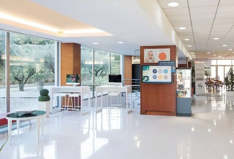 فندق Ibis Styles Barcelona Sant Joan Despi