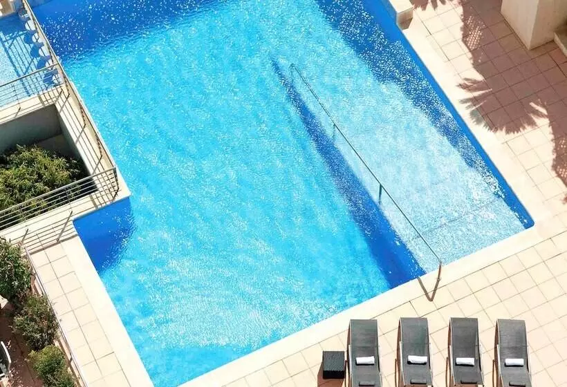 فندق Ibis Styles Barcelona Sant Joan Despi