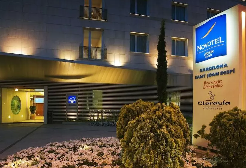 فندق Ibis Styles Barcelona Sant Joan Despi