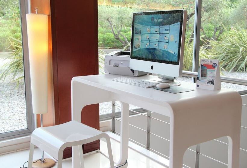 Hotel Ibis Styles Barcelona Sant Joan Despi