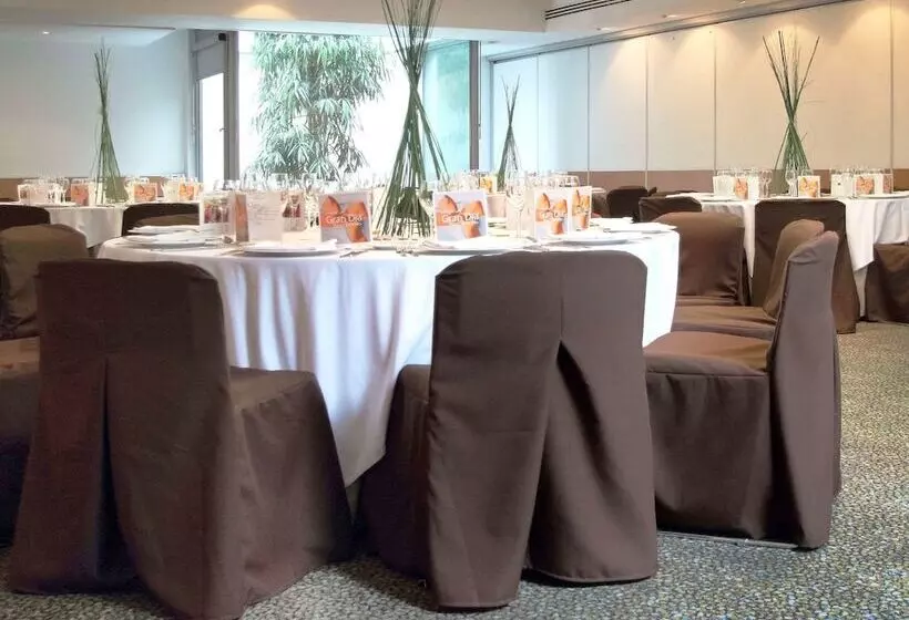 فندق Ibis Styles Barcelona Sant Joan Despi