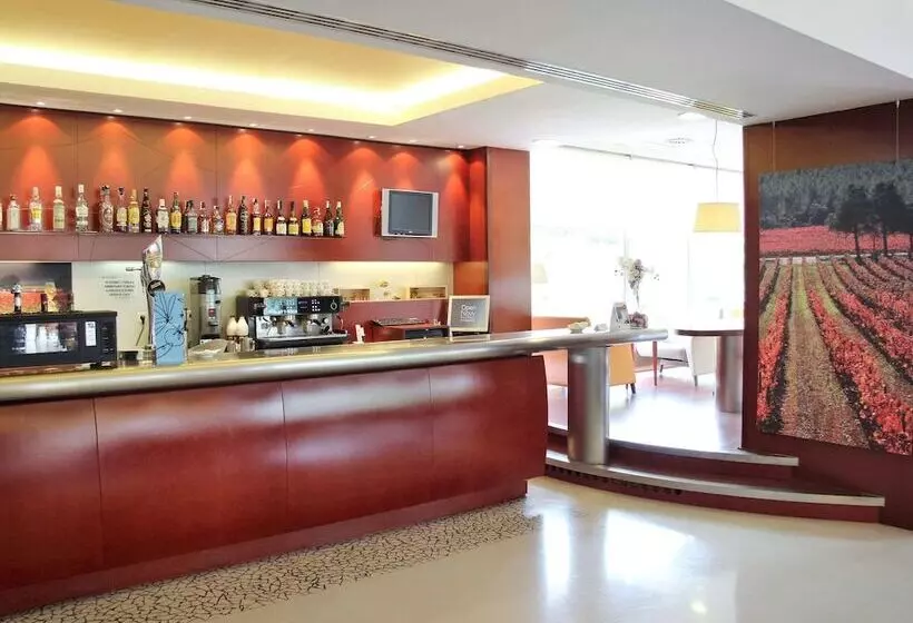 فندق Ibis Styles Barcelona Sant Joan Despi