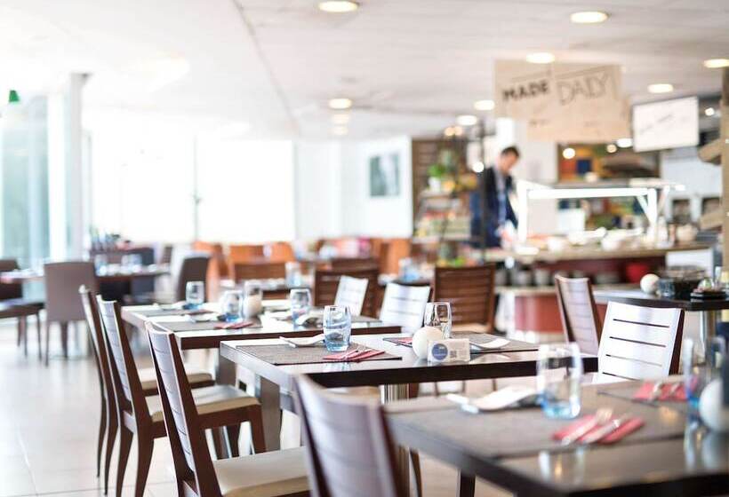 Hotel Ibis Styles Barcelona Sant Joan Despi