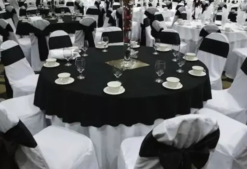 منتجع Ohkay Hotel Casino