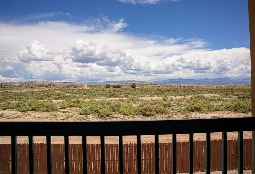 منتجع Ohkay Hotel Casino