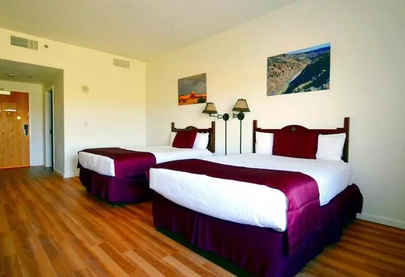 منتجع Ohkay Hotel Casino