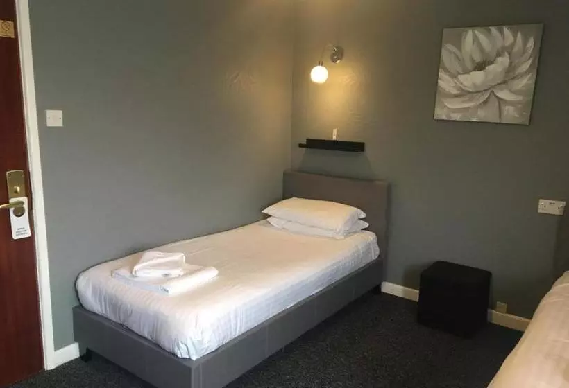 酒店 Bridgemary Manor  & Pub