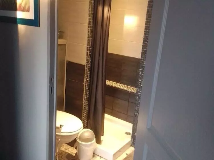 Au Pied De Barry   B&b