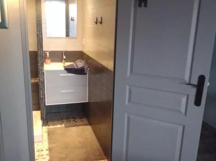 Au Pied De Barry   B&b