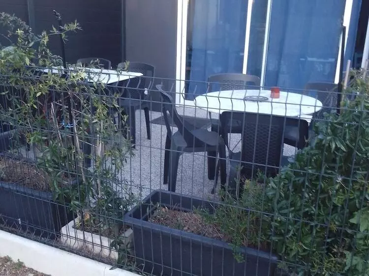 Au Pied De Barry   B&b