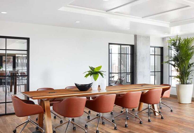 ホテル Canopy By Hilton Tempe Downtown