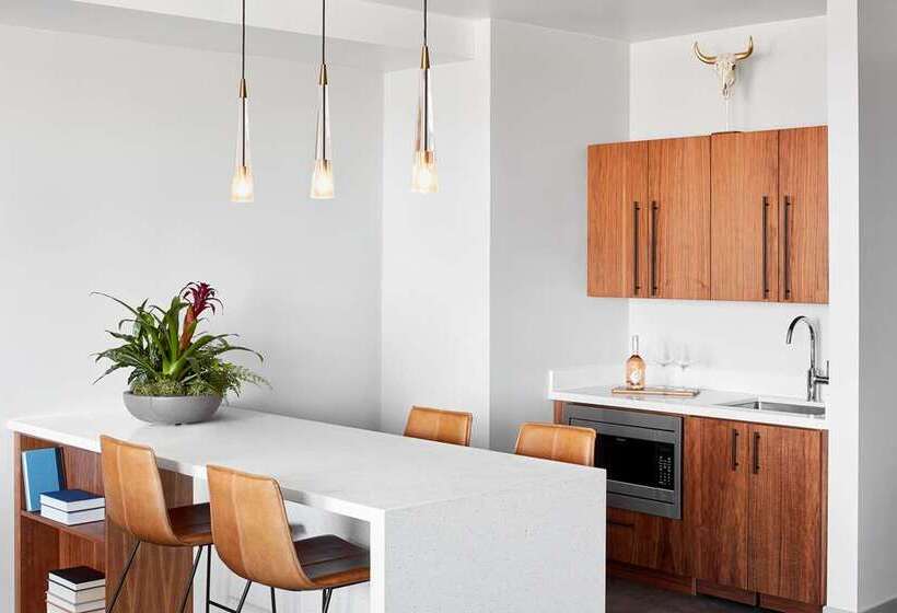 ホテル Canopy By Hilton Tempe Downtown