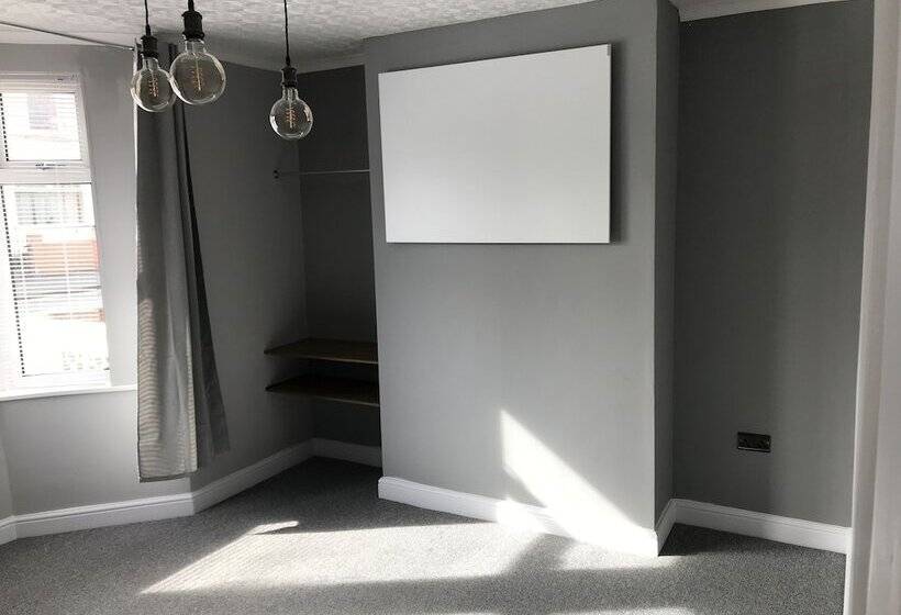 پانسیون St. Mary S Grove