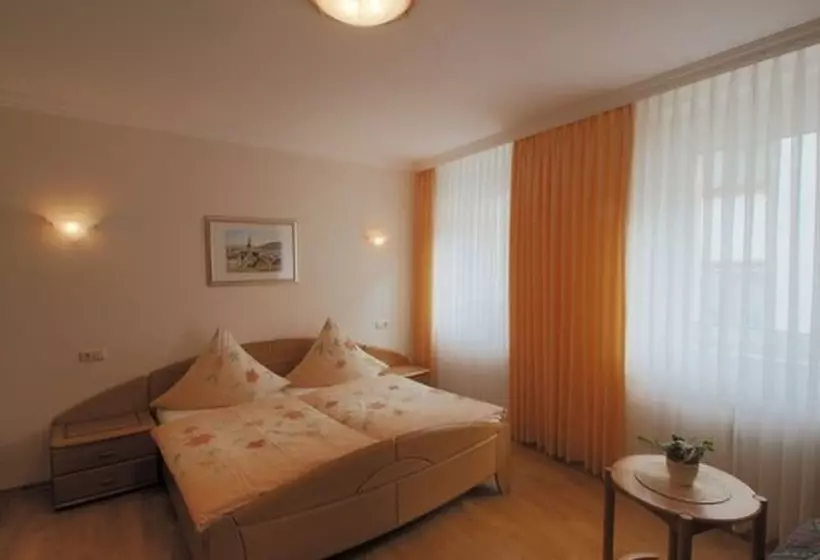 Majatalo Weingut Jacob Lill Iv. Nachfolger