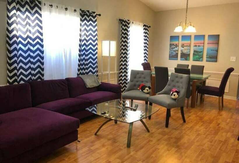 6148 Sandcrest · Across Street From Universal. Pool Sleep 8+