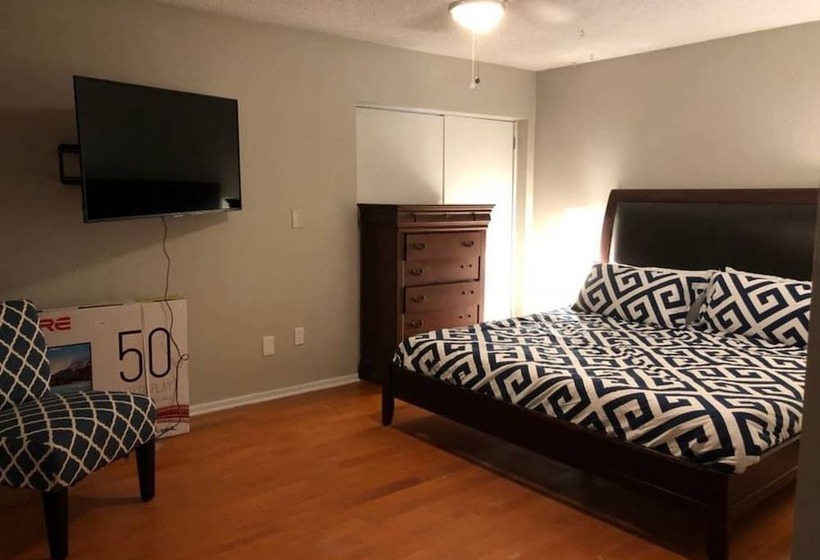 6148 Sandcrest · Across Street From Universal. Pool Sleep 8+