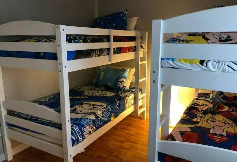 6148 Sandcrest · Across Street From Universal. Pool Sleep 8+