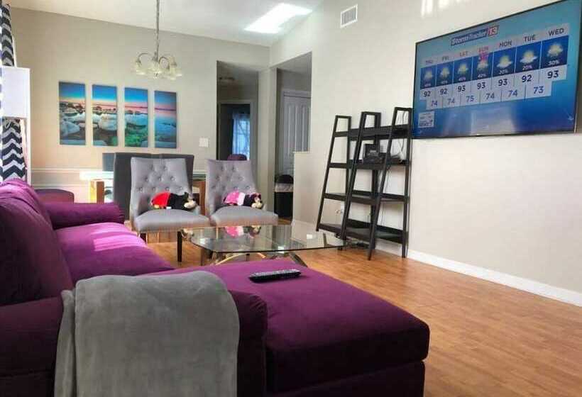 6148 Sandcrest · Across Street From Universal. Pool Sleep 8+