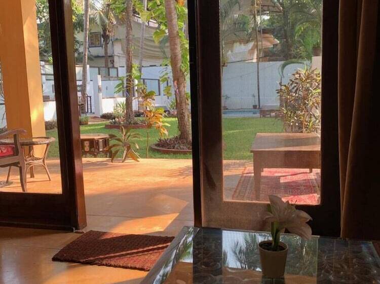 Bed and Breakfast Casa Candolim Beach Front