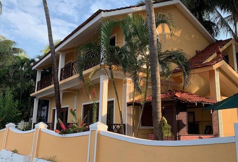 Bed and Breakfast Casa Candolim Beach Front