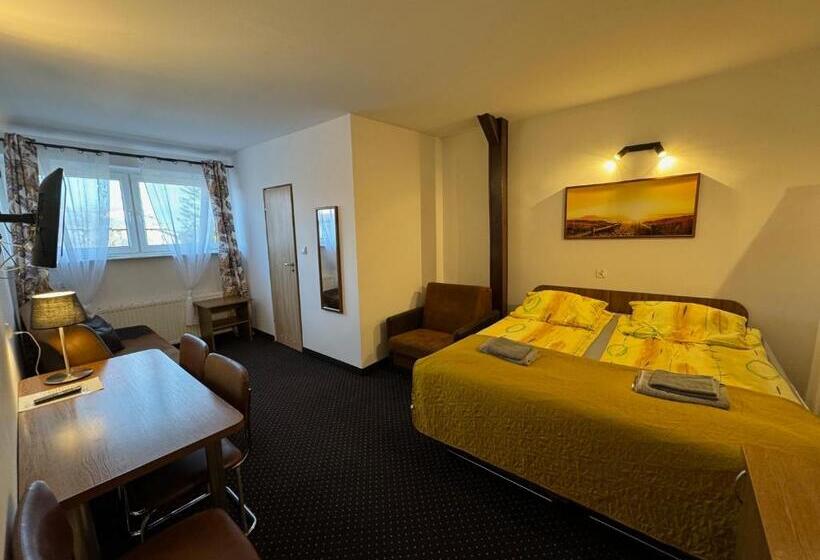 ペンション Dom Wczasowy Barbara