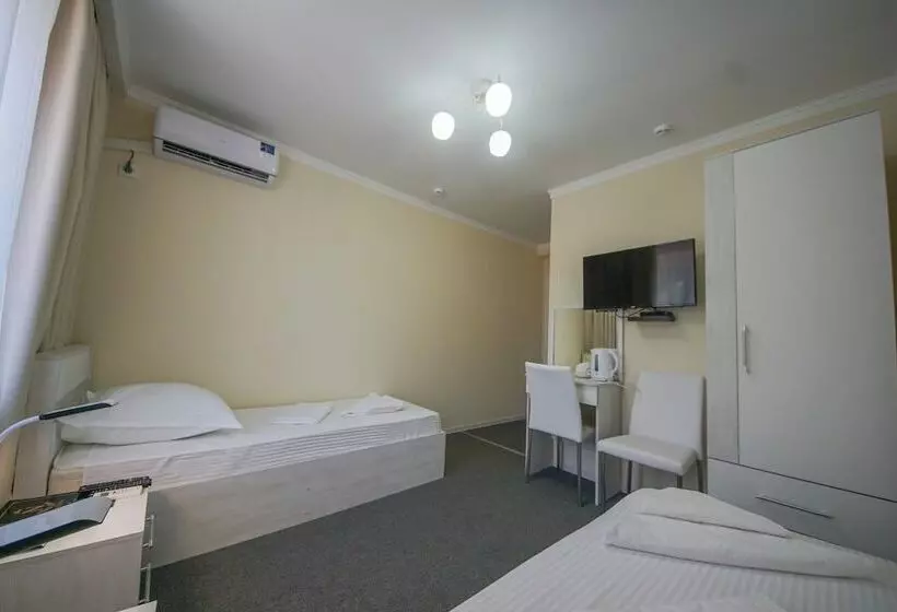 ペンション Guest House Nadezhda