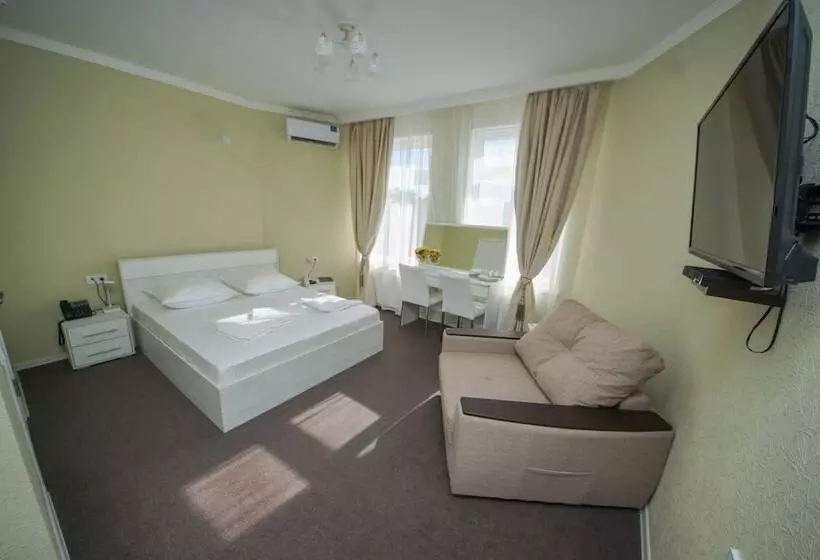 ペンション Guest House Nadezhda