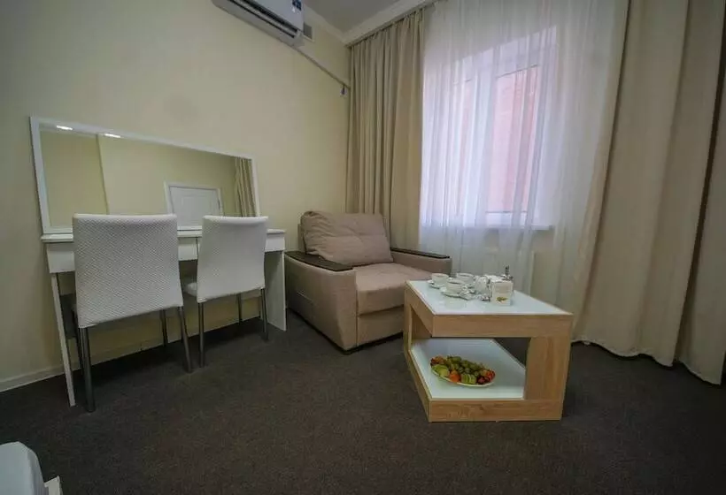 ペンション Guest House Nadezhda