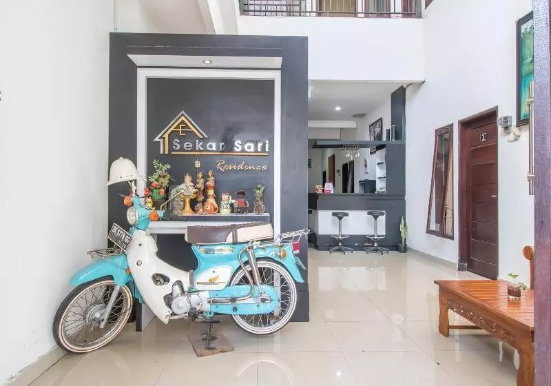 ユースホステル Sekar Sari Residence By Oyo Rooms