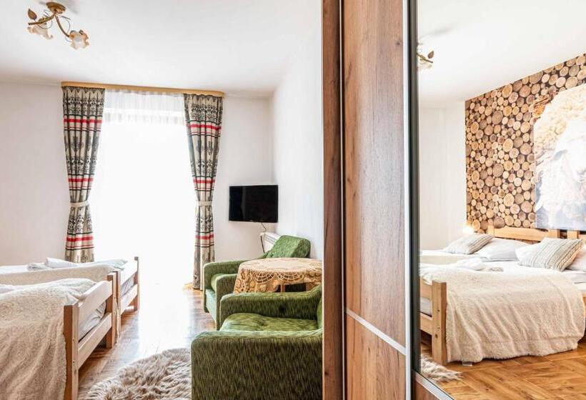 تختخواب و صبحانه Gronik