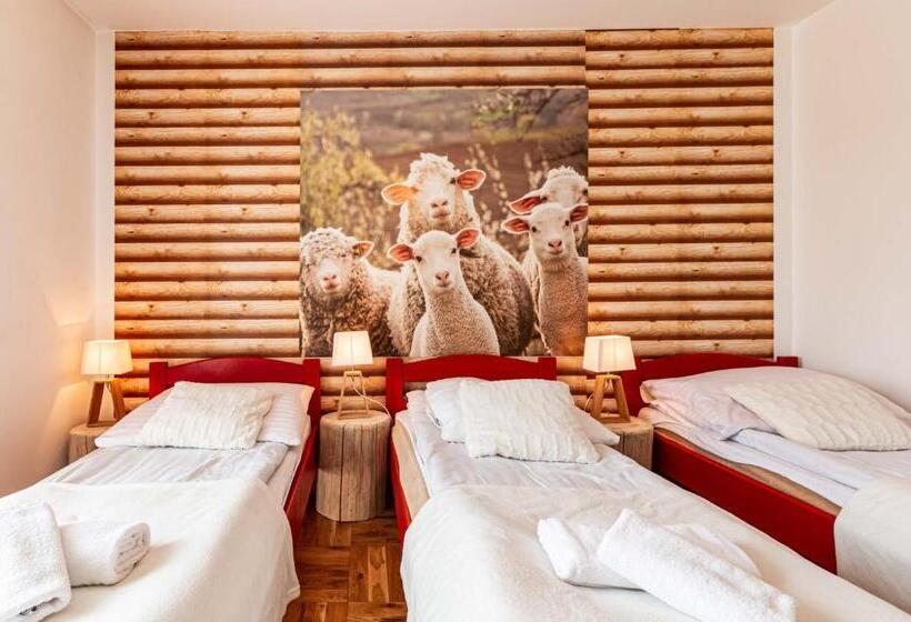 تختخواب و صبحانه Gronik