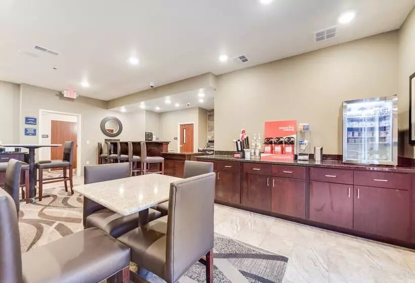 Cobblestone Hotel & Suites   Cozad