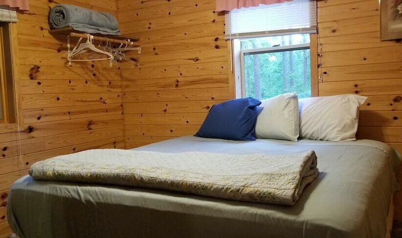 Evergreen Bay Resort