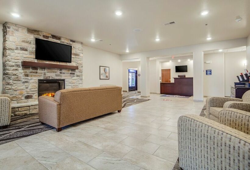 Cobblestone Hotel & Suites   Cozad