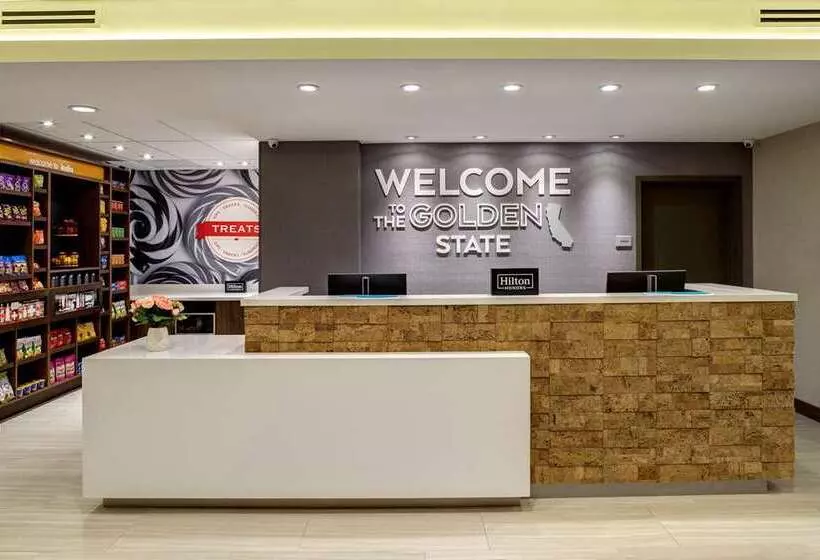 هتل Hampton Inn & Suites Indio