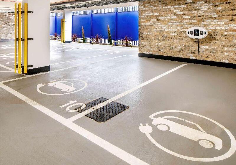 فندق Ibis Styles London Seven Kings