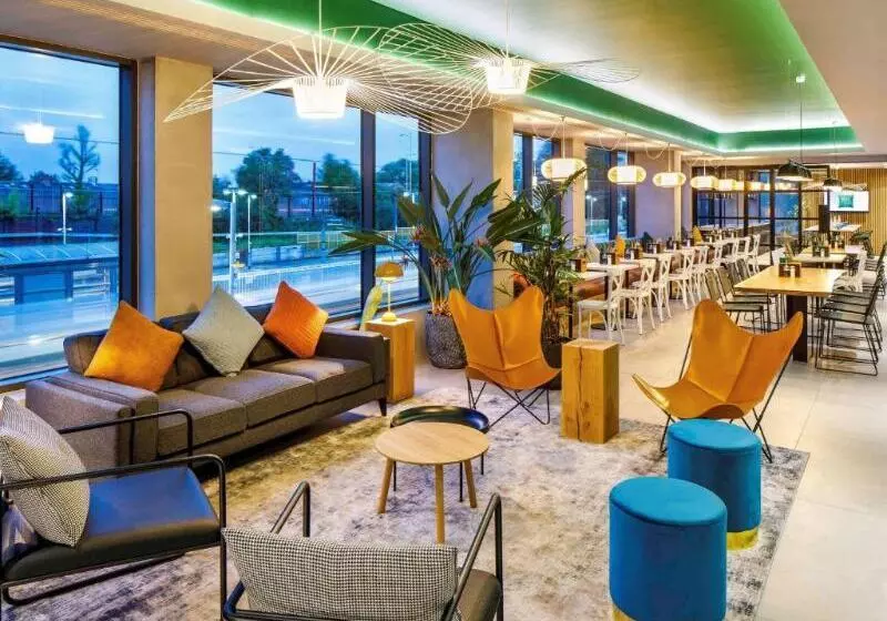 ホテル Ibis Styles London Seven Kings