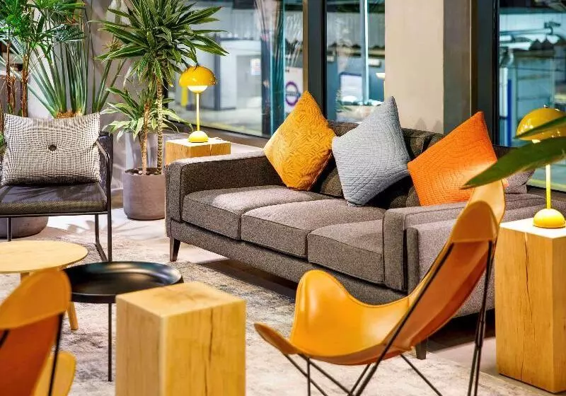 ホテル Ibis Styles London Seven Kings