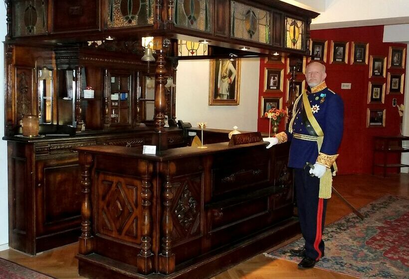 هتل Koenigreich Romkerhall