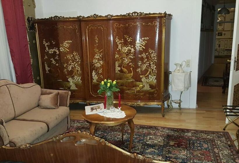 هتل Koenigreich Romkerhall